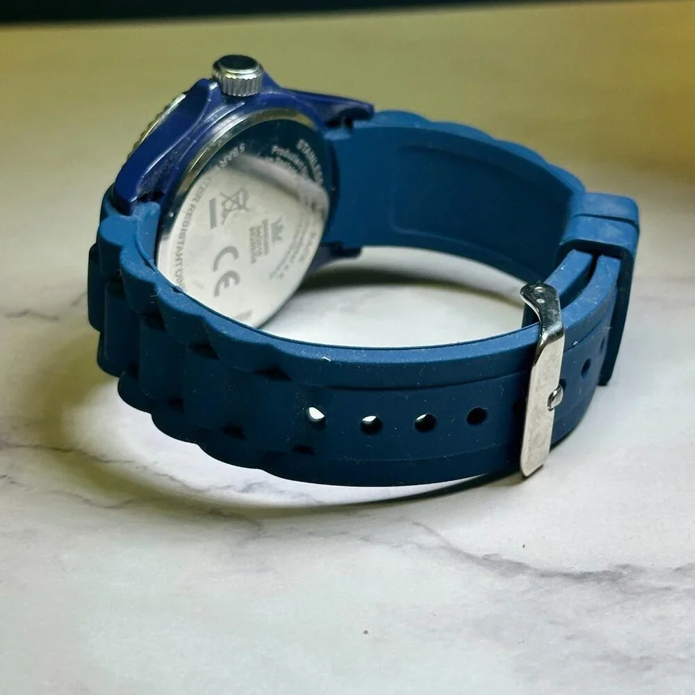 Sempre Watch Men Silver Tone Blue Silicone Band Fluted Bezel New Battery 9.5